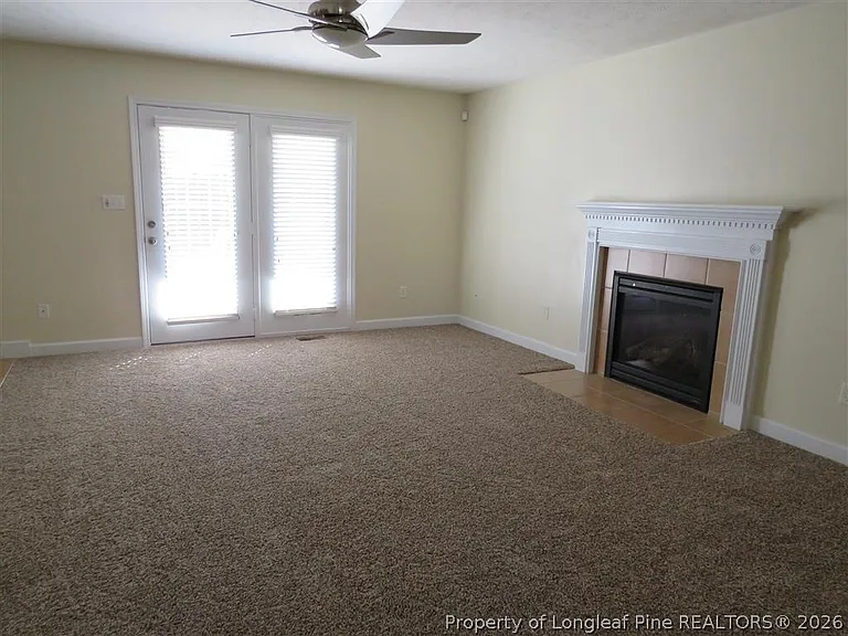 270 Hayden Ln — Photo 6