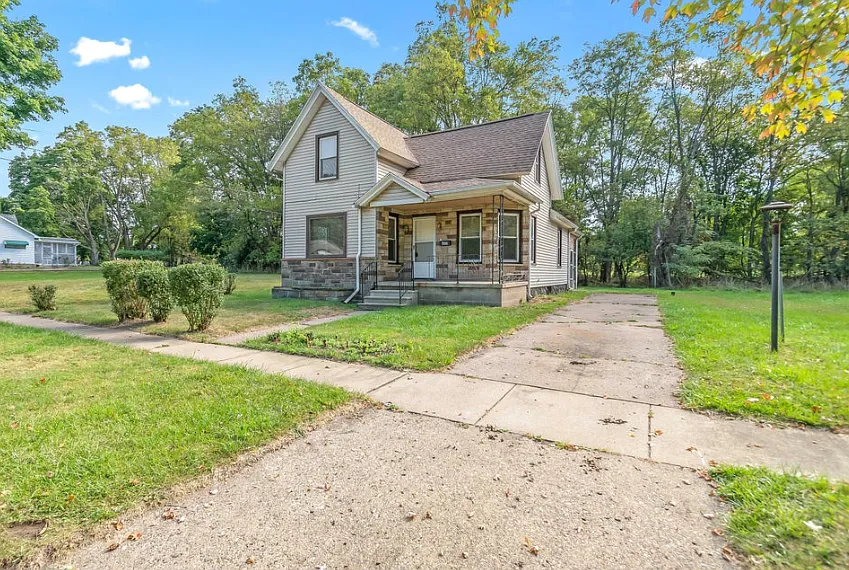 618 N Ann St — Photo 3