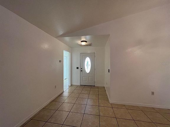 2nd image of 436 Arkansas Ct