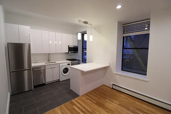 Rented by Blip LLC | media 14