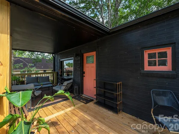 17 Springdale Ave, Asheville, NC 28803