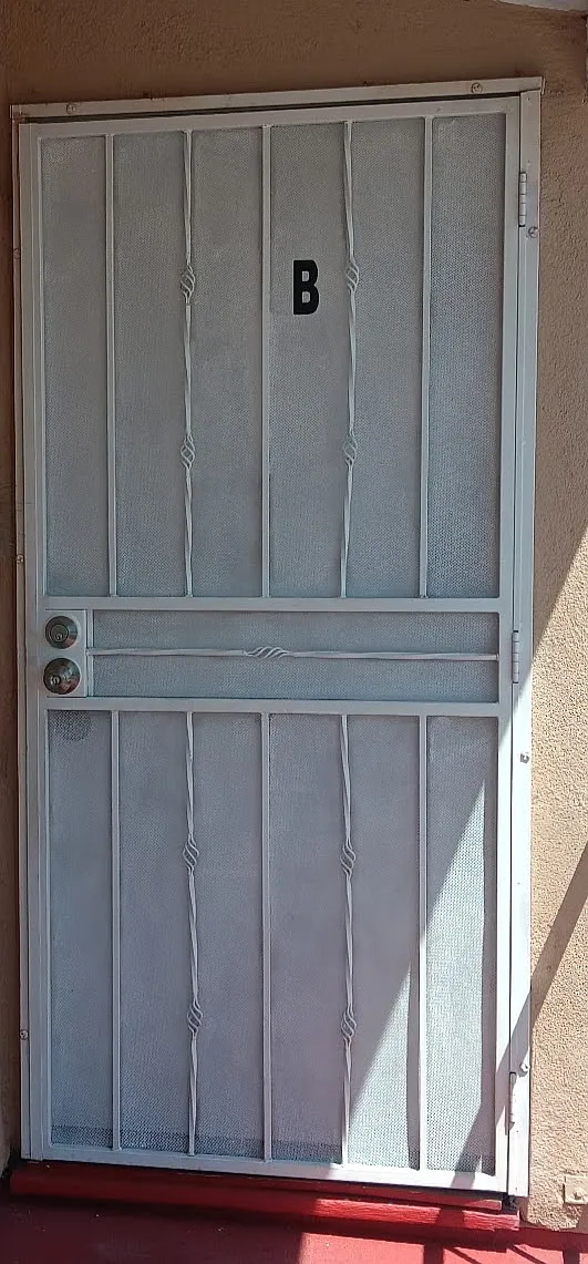 1 bed, 598 sqft, $1,700 — Photo 2