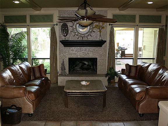 4th image of 2818 Crystal Falls Dr