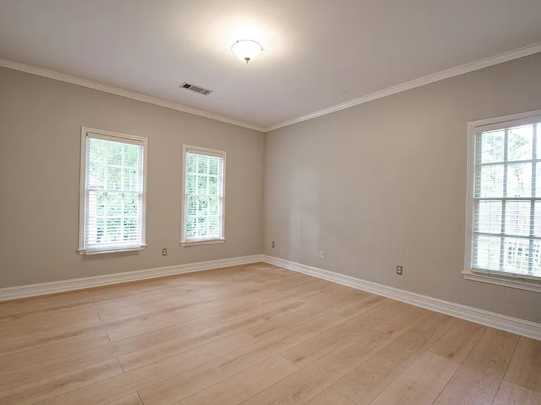 1150 Goodwin Pl NE — Photo 22