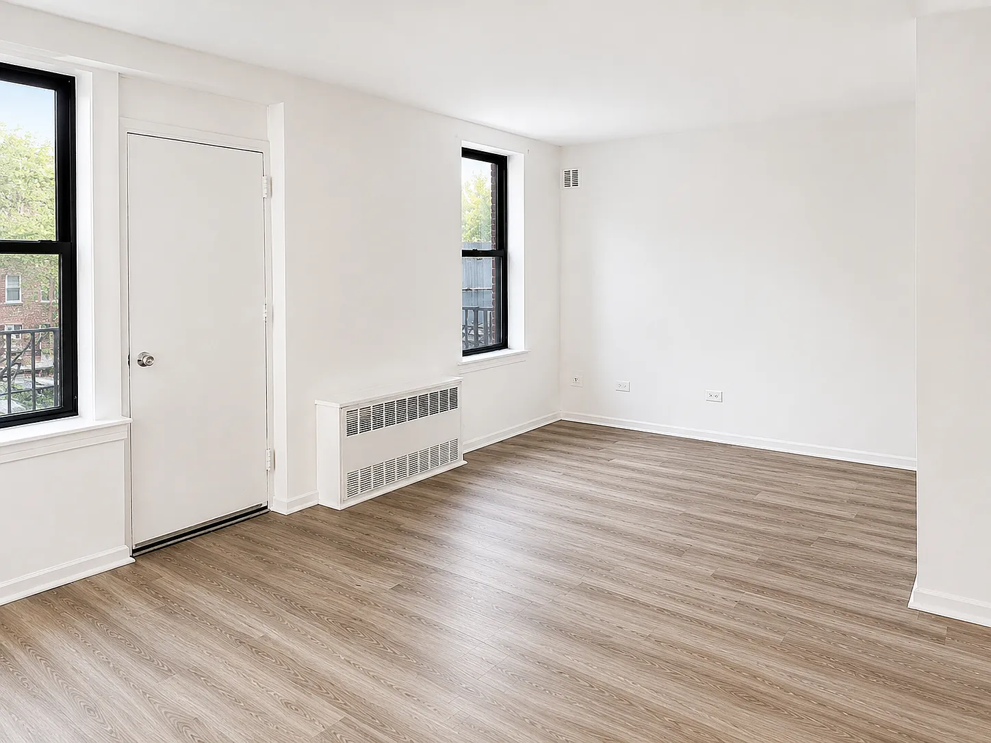22-04 Collier Avenue — Photo 3