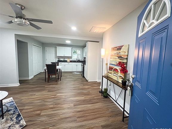 3rd image of 2220 Hildreth St