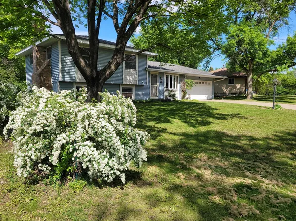 16836 Galena Ave, Rosemount, MN 55068