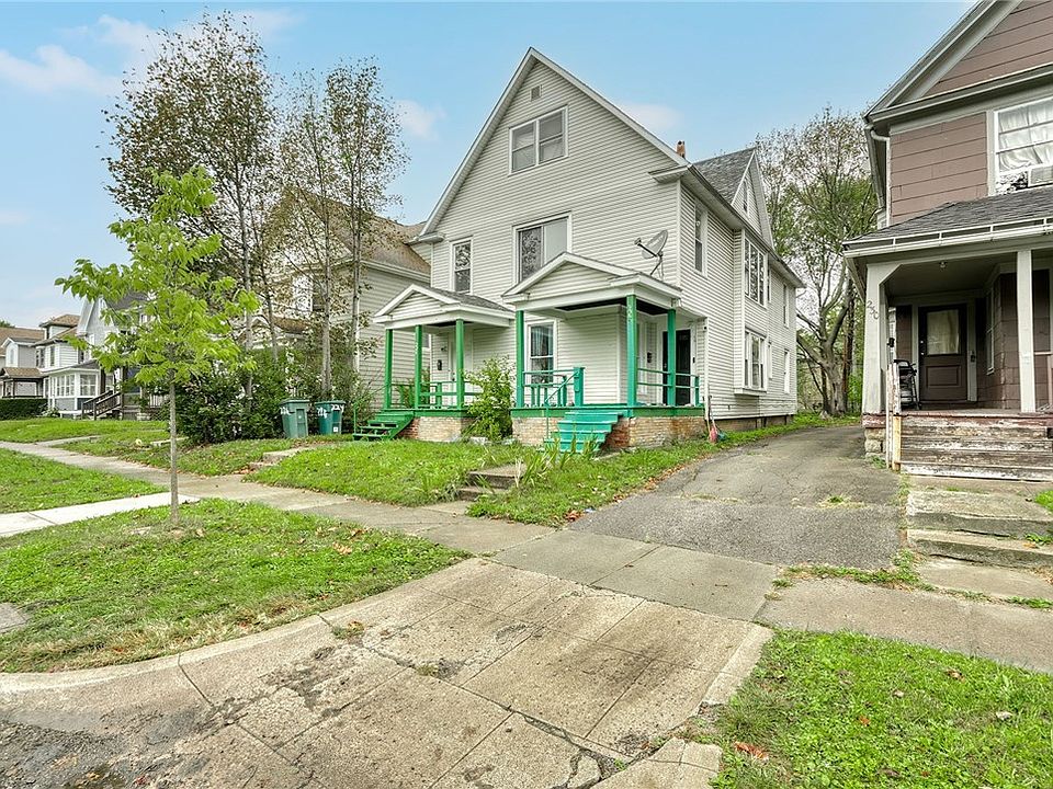 1st image of 224 Cedarwood Ter