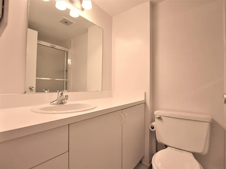 555 E William St #22E — Photo 17