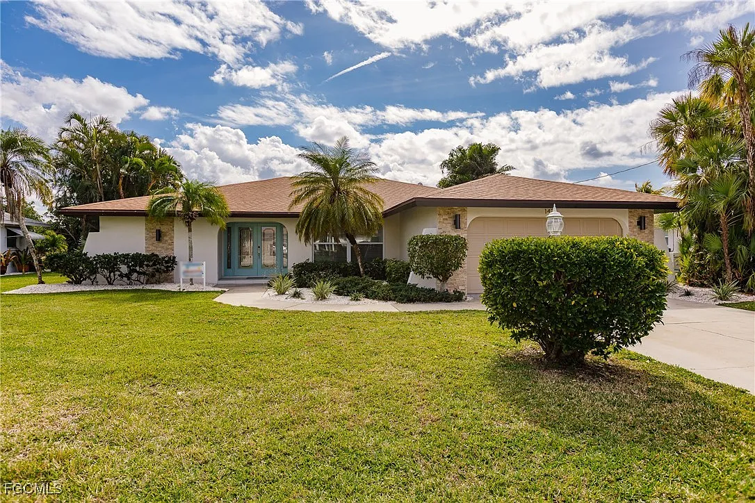 3 bed, 2.0 bath, 1957 sqft, $7,500 — Photo 1