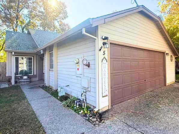 5 Glenshire Ln, Chico, CA 95973