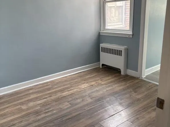 5166 Montour St, Philadelphia, PA 19124