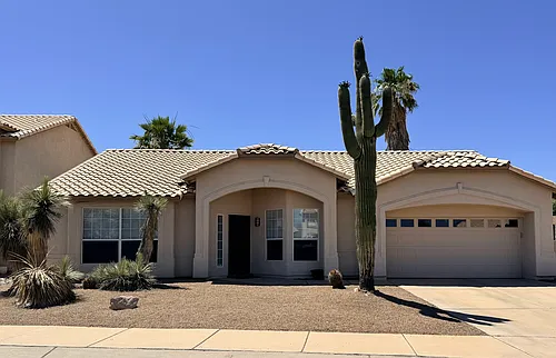 9005 N Lawndale Dr Photo 1