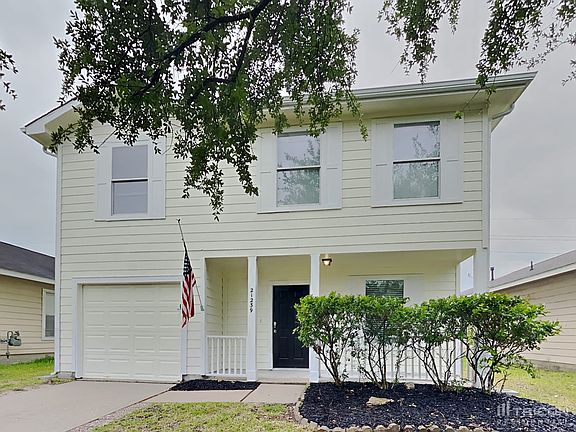 2nd image of 21239 Grand Linden Ct