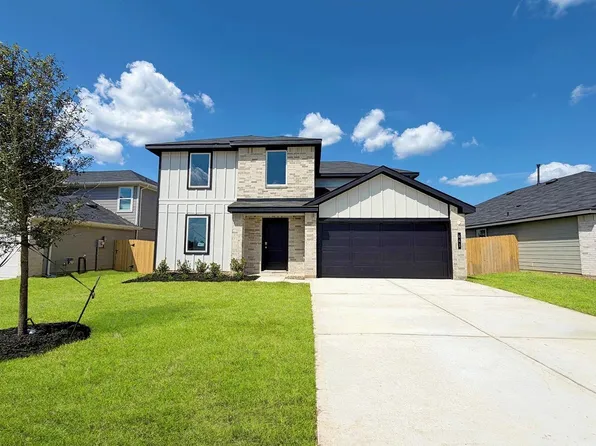 641 Iron Horse Dr, Conroe, TX 77303