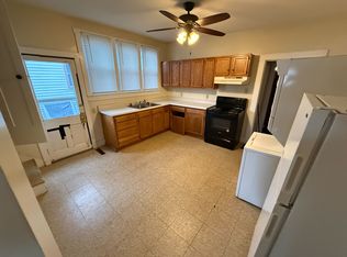118 W Buckeye Ave #1, Ada, OH 45810