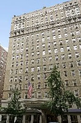 Sold by Corcoran | media 23