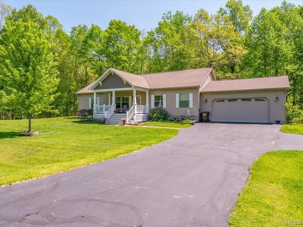 11541 McFall Dr, Willis, MI 48191