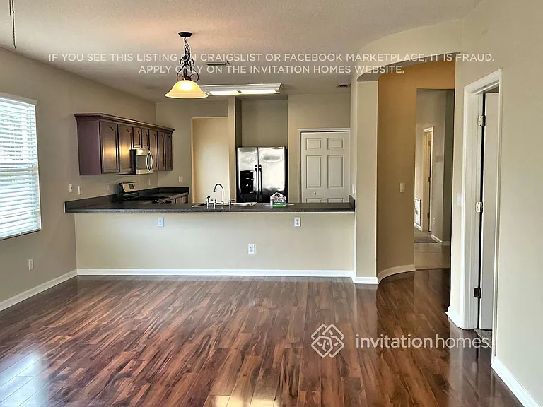 4373 Collinwood Dr — Photo 3