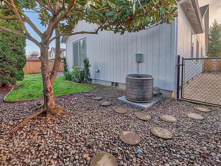 4983 Stagecoach Rd — Photo 17