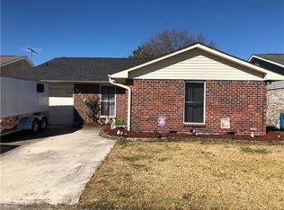 5216 Eden Roc Dr, Marrero, LA 70072