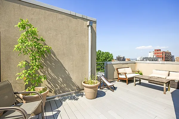Sold by Compass | media 13