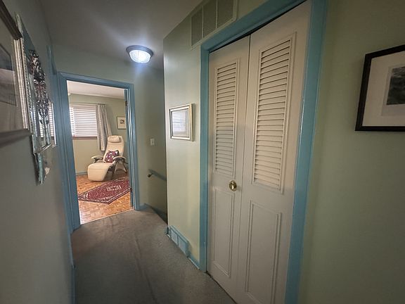 5th image of 4707 N Paulina St