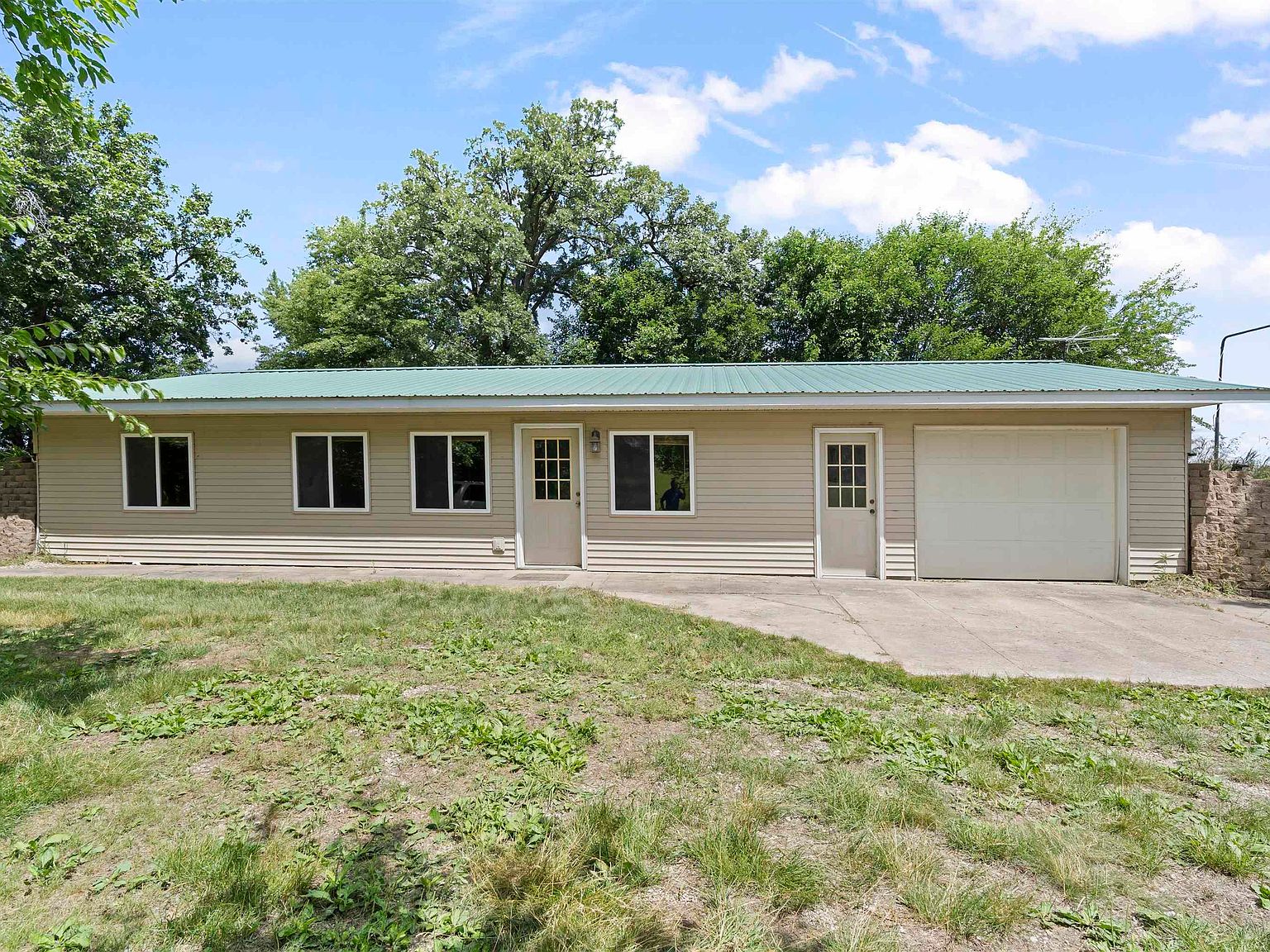 2501 P Ave, Clutier, IA 52217 Zillow
