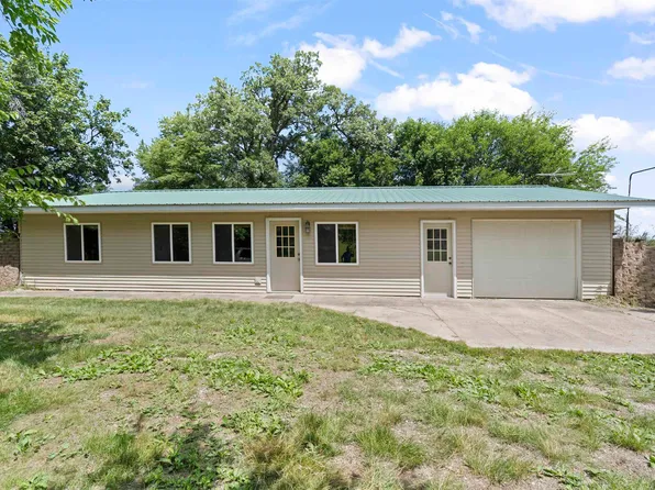 2501 P Ave, Clutier, IA 52217