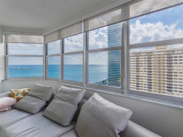 1950 S Ocean Dr APT 19E, Hallandale, FL 33009