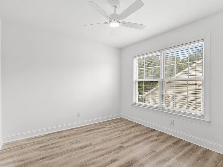 36021 Brampton Dr — Photo 25