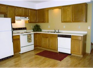 1440 Hazel Ct, Hudson, WI 54016