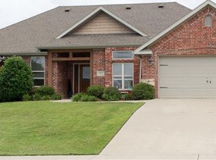 1832 Green Meadows Ave, Springdale, AR 72764