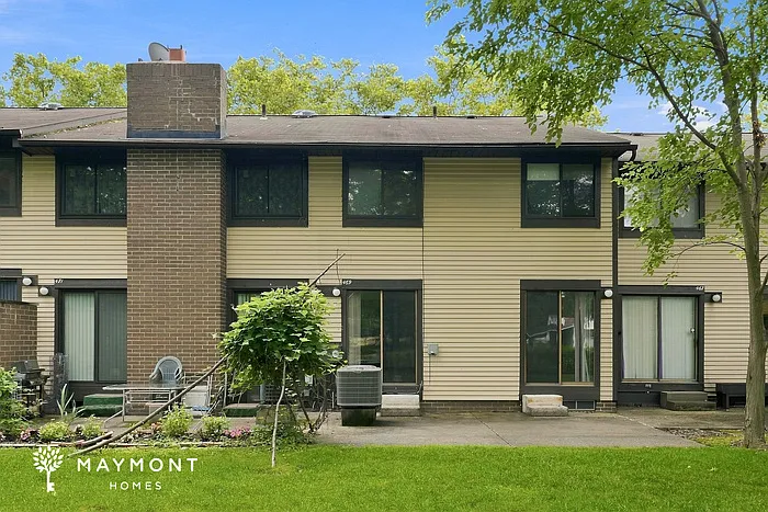 469 Terrell Ct — Photo 3