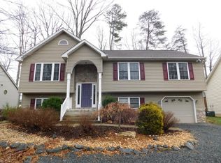 4100 Lakeview Pkwy, Locust Grove, VA 22508