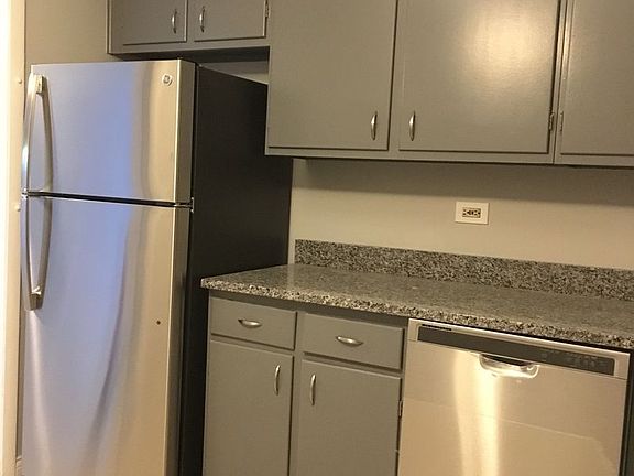 3rd image of 10302-04 S Komensky Ave #10302-4