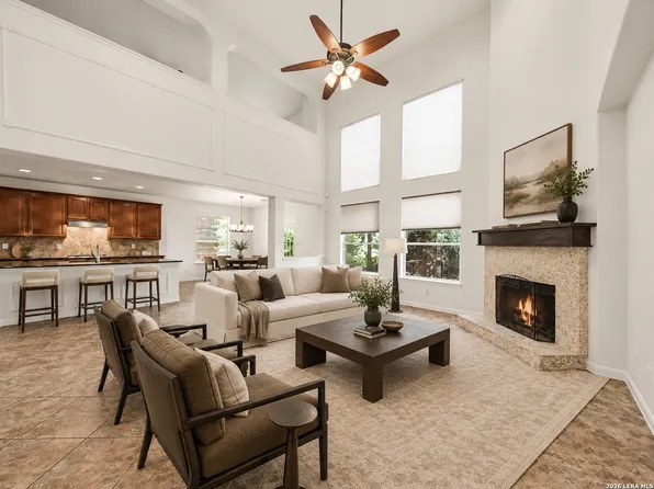 623 Midway Crst, San Antonio, TX 78258