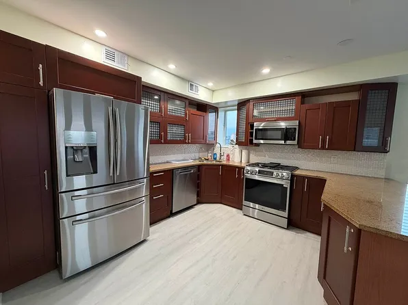 63 Brighton 2 Pl #4B, Brooklyn, NY 11235