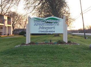 8372 N Telegraph Rd APT 3, Newport, MI 48166