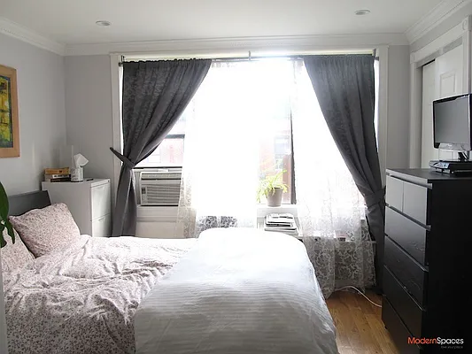 Rented by Modern Spaces | media 10