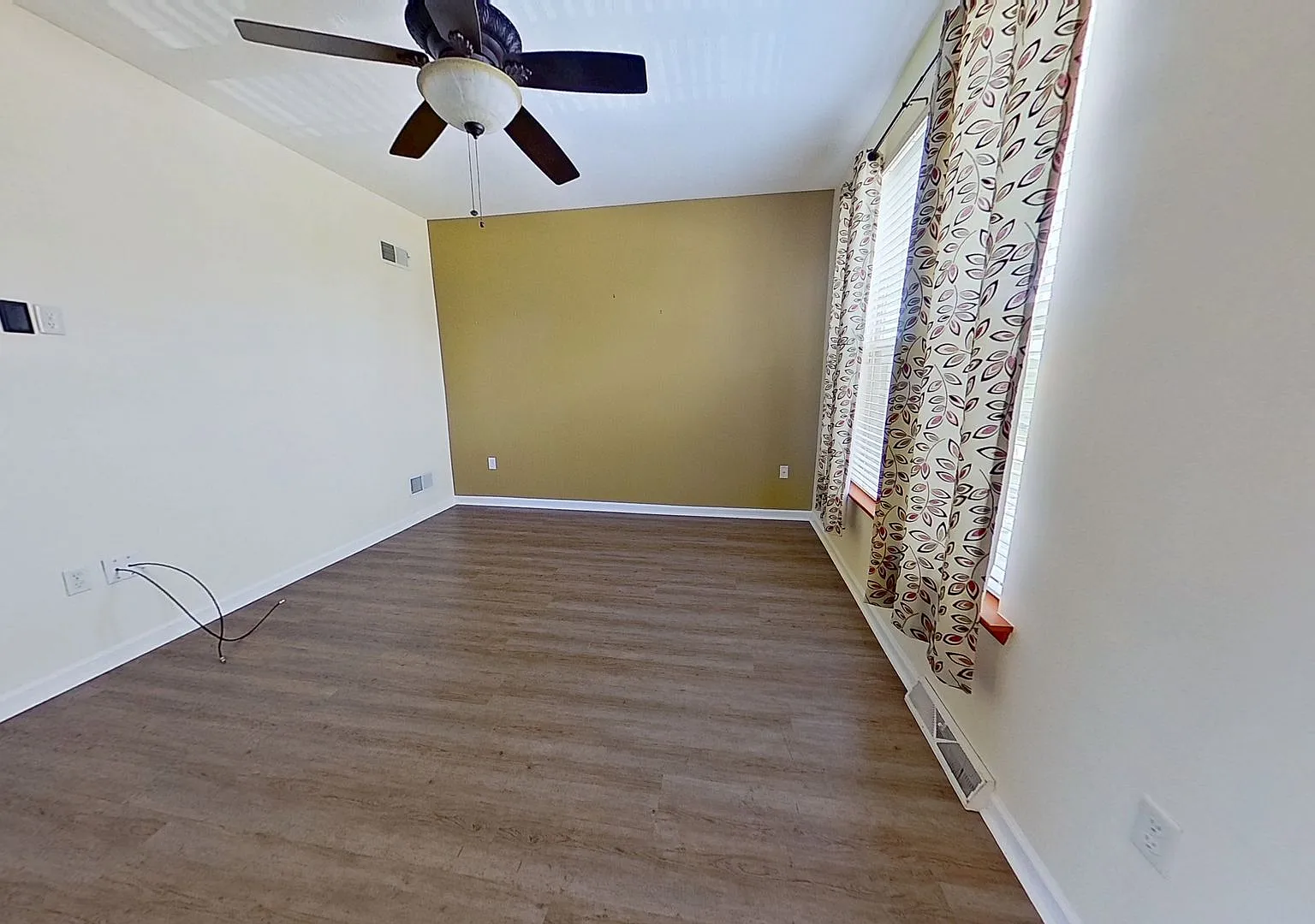 Townhouse with Attached Garage — Photo 2