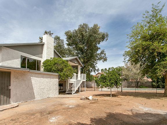 5th image of 5061 E Dartmouth Cir