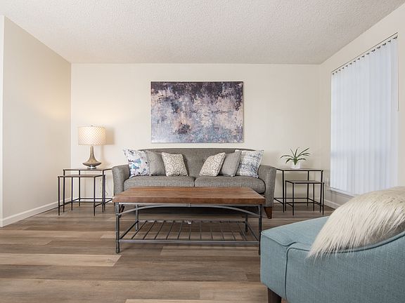 Updated with Plank Flooring l Orchard Crest l Apartments for Rent in University Place, WA