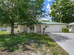 7706 Cherrytree Ln, New Port Richey, FL 34653