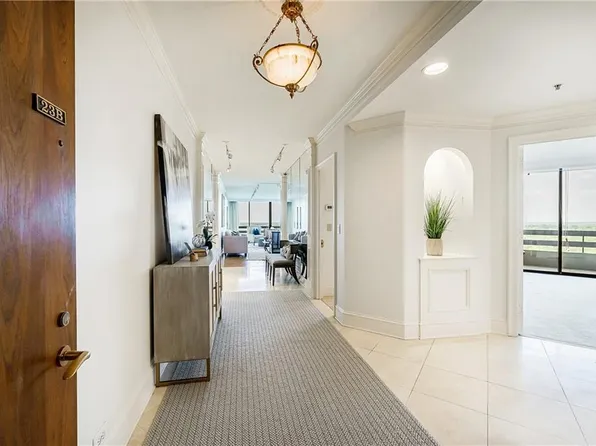 2660 Peachtree Rd NW APT 23B, Atlanta, GA 30305