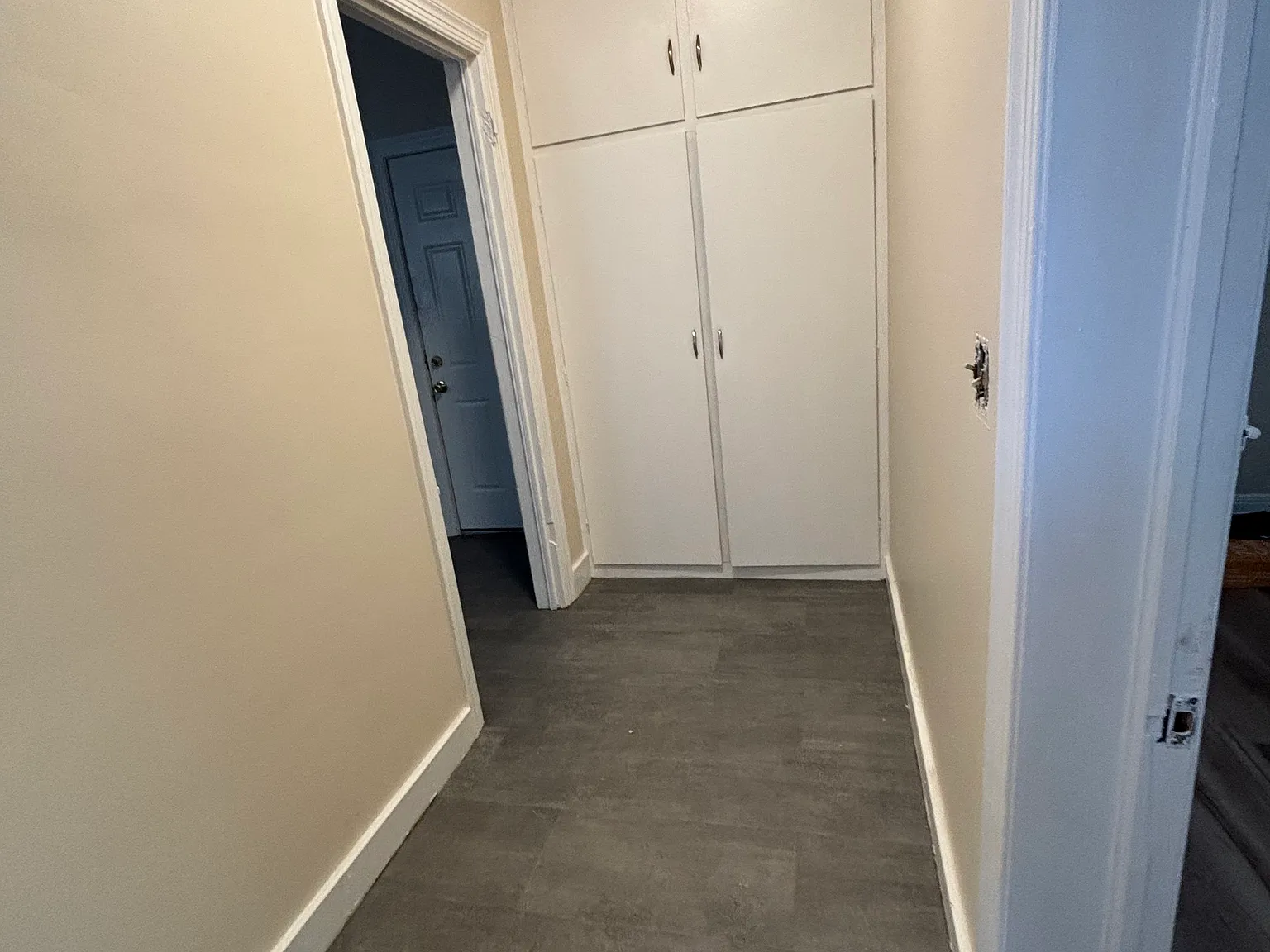 3 bed, 900 sqft, $1,650 — Photo 3