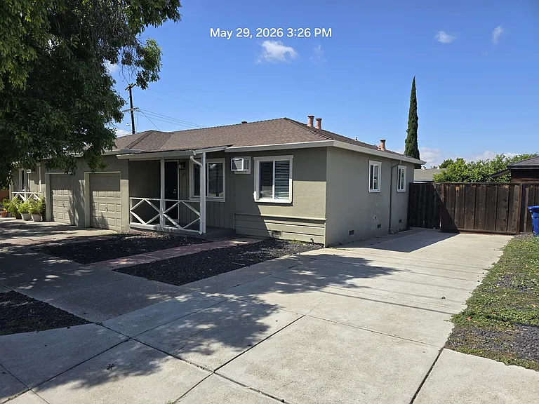 296 Power Ave — Photo 1