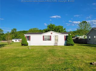 212 Nash Ln, Buffalo, WV 25033