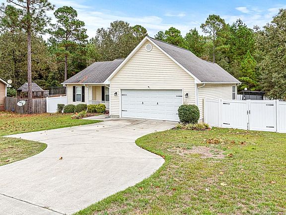 3rd image of 517 Northwoods Dr