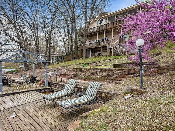 4th image of 31 Tamworth Cir